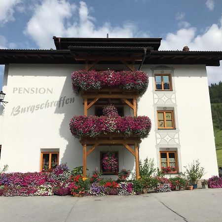 Hotel Pension Burgschroffen Fendels Exterior foto